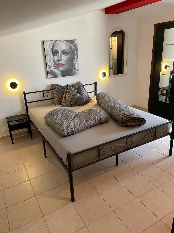 Apartment Wohnung Am Gardasee Mit Seeblick No Elevator Bardolino Italy