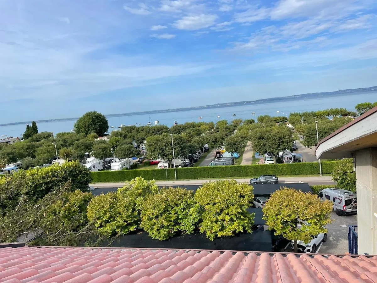 Wohnung Am Gardasee Mit Seeblick No Elevator Bardolino